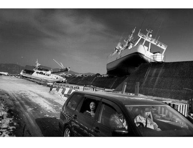 Trzęsienie ziemi w Japonii - druga nagroda w kategorii 'Wiadomości' - zdjęcie pojedyncze, autor: Lars Lindqvist