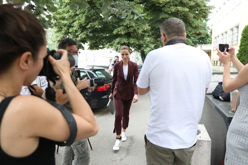 Dijana Hrkalović je na suđenje dolazila iz kućnog pritvora jedno vreme