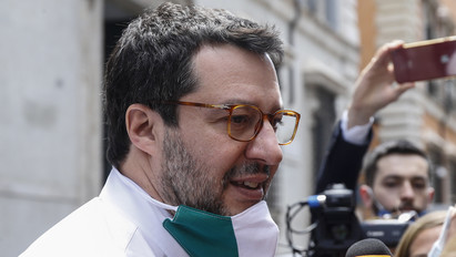 „Példaképek vagytok” – Ezt üzente Matteo Salvini a magyaroknak