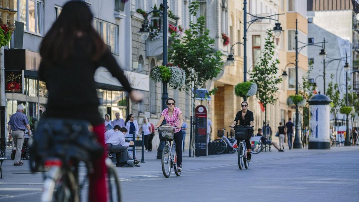 Pierwszy etap rozbudowy został już zakończony. W mieście jest obecnie półtora tysiąca rowerów oraz 148 stacji. To oznacza, że łódzki system jest piątym wśród największych w Europie. W Polsce więcej miejskich jednośladów jest tylko w stolicy.