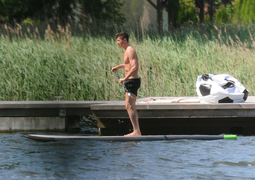 Robert Lewandowski i jego żona Ania szaleją na urlopie na Mazurach!