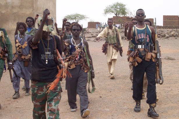 Sudan: Starcia pomiędzy armią rządową a siłami paramilitarnymi