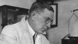 Photograph of Frederick Grant Banting (18911941) was a Canadian physician who received the Nobel Prize in Physiology or Medicine in 1923, along with John James Rickard MacLeod, for being the first to extract insulin from the pancreas. This advancement allowed insulin to be collected from animal glands and used to treat people with diabetes. He and colleagues partnered with pharmaceutical companies to mass produce insulin.. (Photo by: Universal History Archive/Universal Images Group via Getty Images)