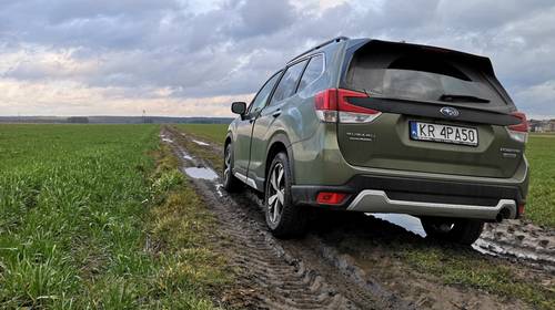 Test Subaru Forester 2.0I-L E-Boxer - Hybrydowy Bokser