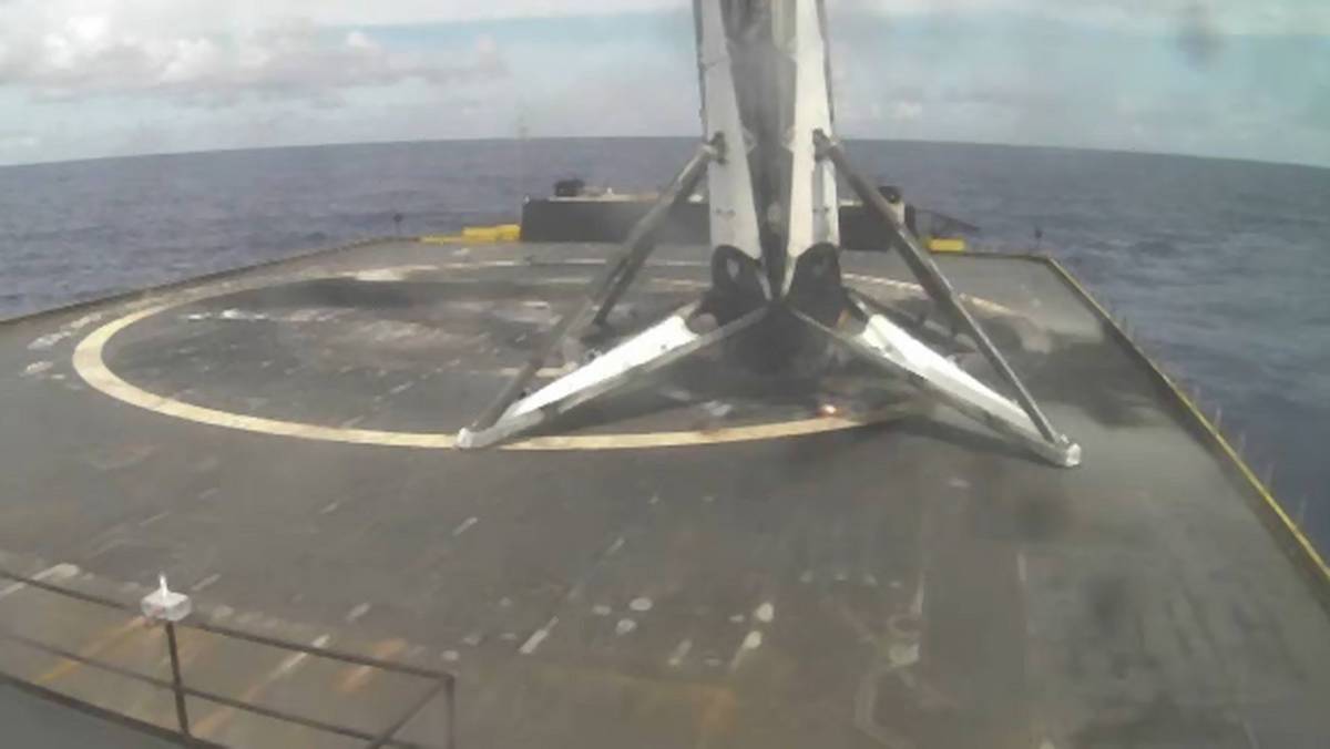 SpaceX drugi raz ląduje używaną rakietą Falcon 9