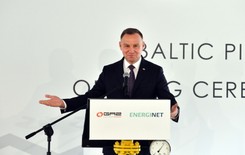 Duda na otwarciu Baltic Pipe: Trudno się wzruszać nad fragmentami instalacji gazowej, ale...