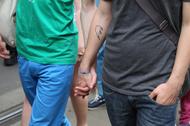 Geje homoseksualizm homoseksualiści LGBT mężczyźni parada równości