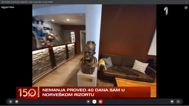 Statua osnivača hotela, oko kojeg kolaju legende