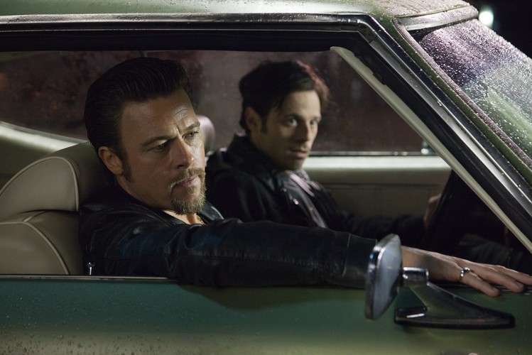 Brad Pitt i Scoot McNairy