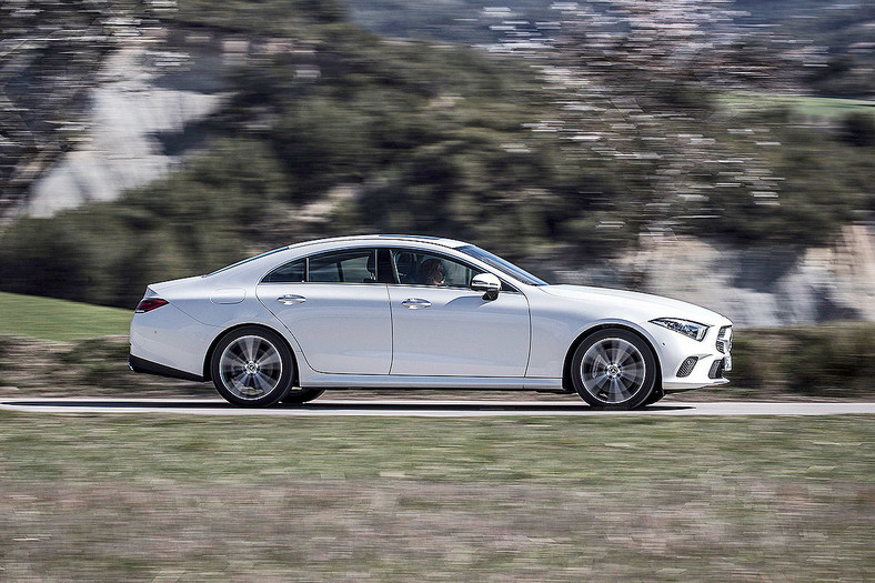 Mercedes CLS - szlachetniejsza wersja klasy E | Test i zdjęcia |