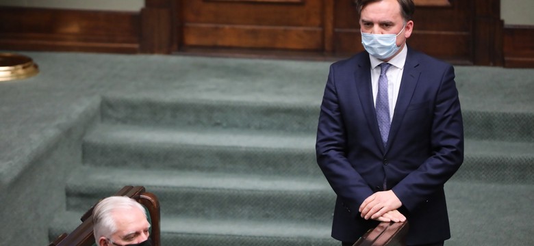 "Interesy Solidarnej Polski, a zwłaszcza interesy rodzin, wujków i dzieci są ważniejsze"
