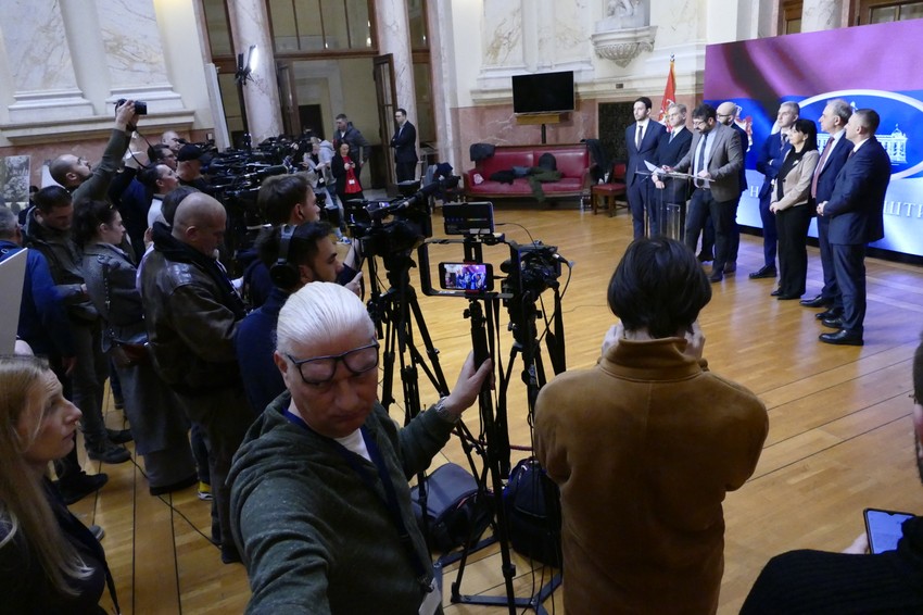 Pres konferencija predstavnika pet stranaka parlamentarne opozicije