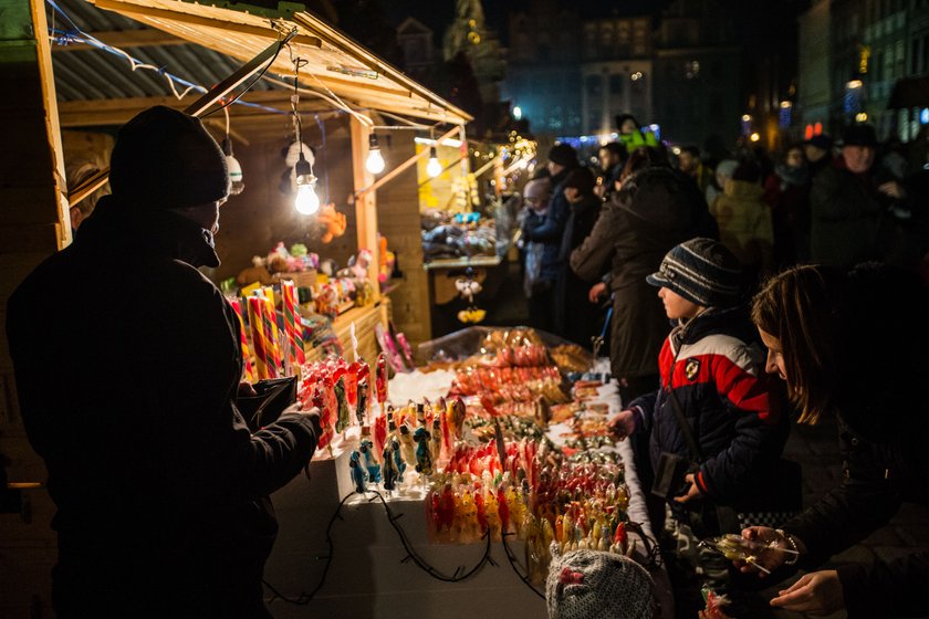 Miejska choinka w Poznaniu rozświetlona