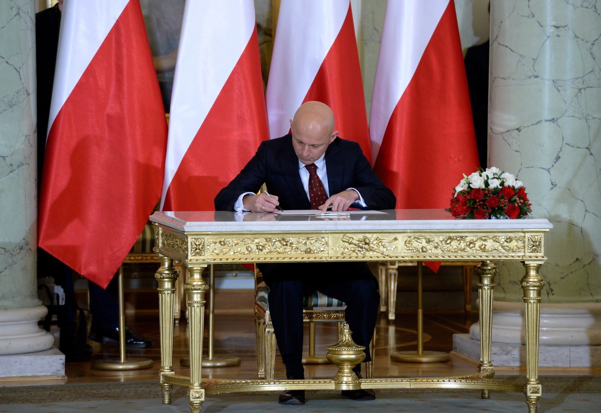 Nowy minister finansów chce zwiększenia deficytu budżetowego. Żeby PiS zrealizował obietnice wyborcze