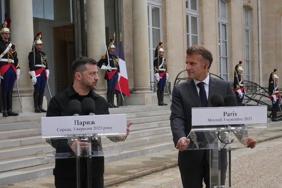 Emanuel Makron Volodimir Zelenski