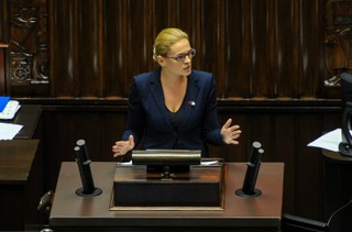 Nowacka: Nie ma zgody, by o życiu kobiet decydowali fanatycy