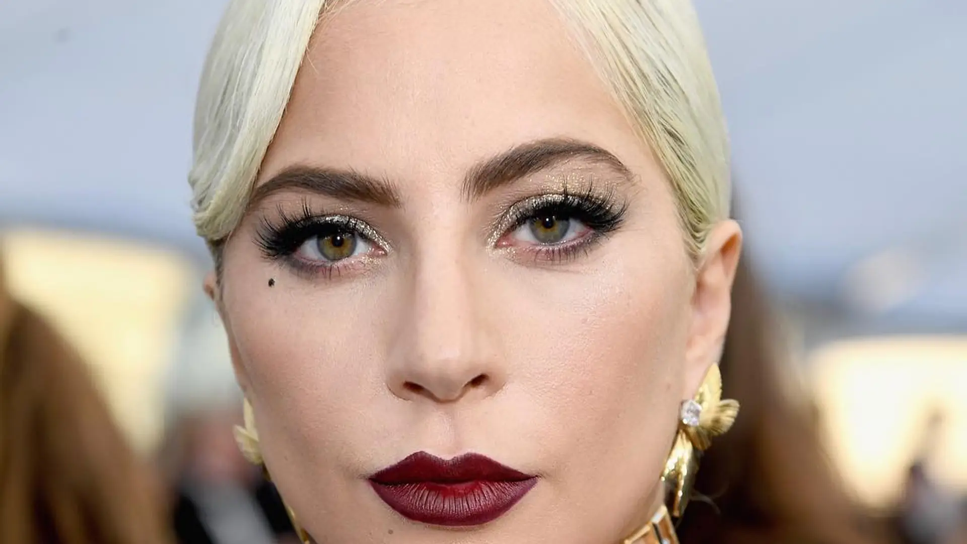 Lady Gaga zrobiła nowy tatuaż. Nawiązuje do filmu "Narodziny gwiazdy"