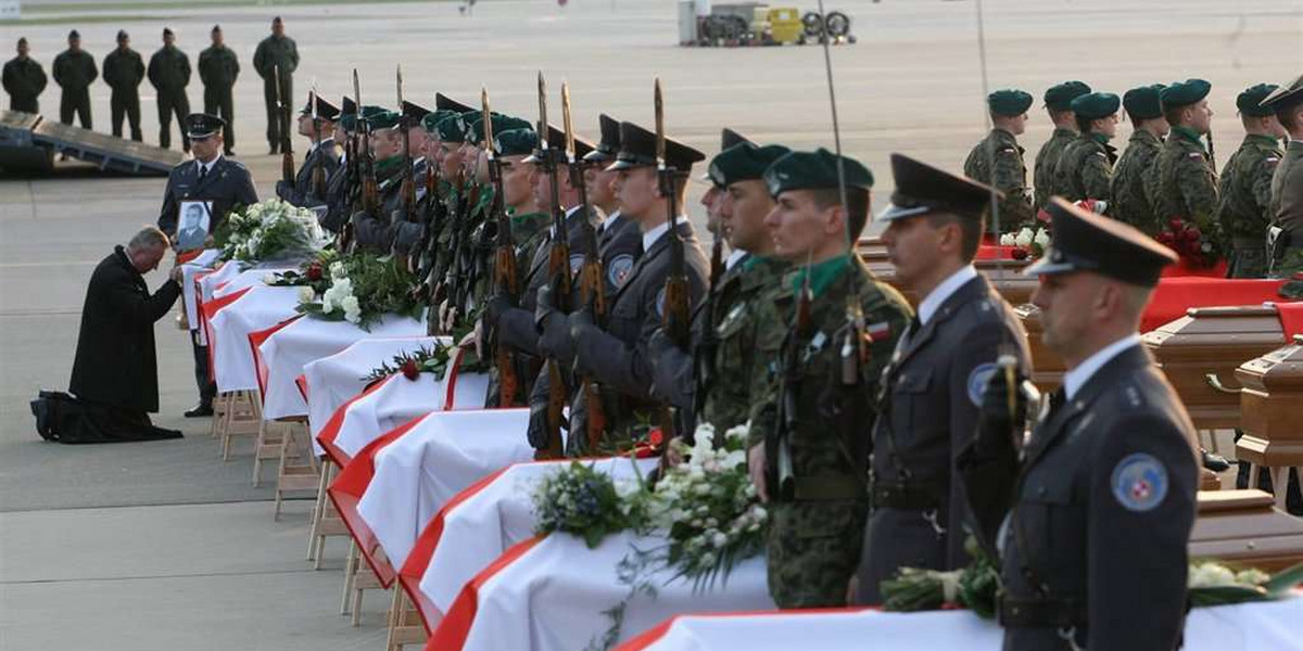 Rząd podzielił rodziny ofiar na lepsze i gorsze