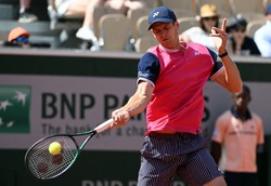Hurkacz na korcie spędził 3 godziny i 37 minut. Polak w 2. rundzie French Open