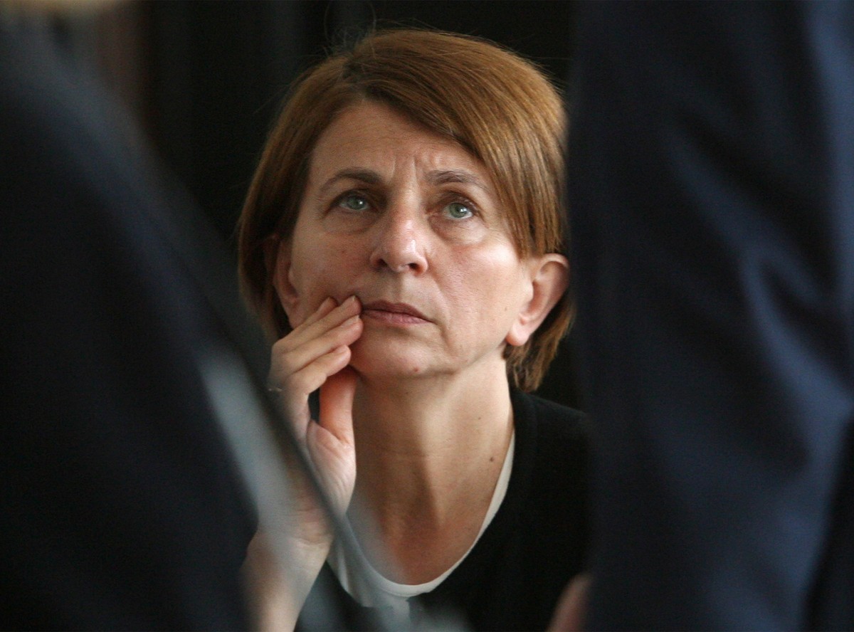 Poseł na sympozjum to podejrzana sprawa