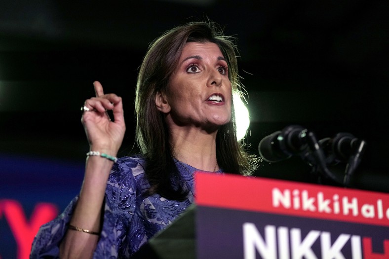 Republikańska kandydatka na prezydenta Nikki Haley przemawia podczas wiecu w Concord w New Hampshire, USA, 23 stycznia 2024 r.