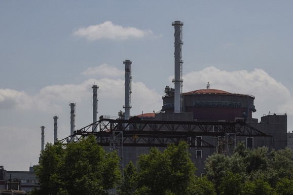 "NAPAD JE DOŠAO SA DRUGE OBALE DNJEPRA" Nuklearna elektrana Zaporožje po 19. put ostala bez čitave spoljne energije: Oglasila se IAEA