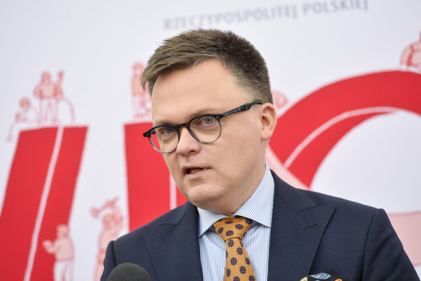 Szymon Hołownia skomentował decyzję PKW w sprawie dotacji dla PiS. To napisał