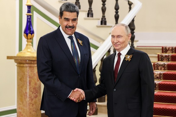 MADURO RAZGOVARAO SA PUTINOM Dogovoreno razvijanje vazdušne i pomorske veze