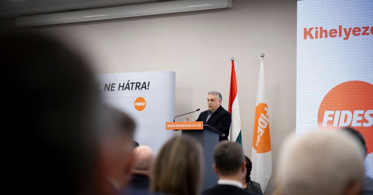 Orbán Viktor utazik: kétnapos kihelyezett frakcióülés veszi kezdetét Esztergomban
