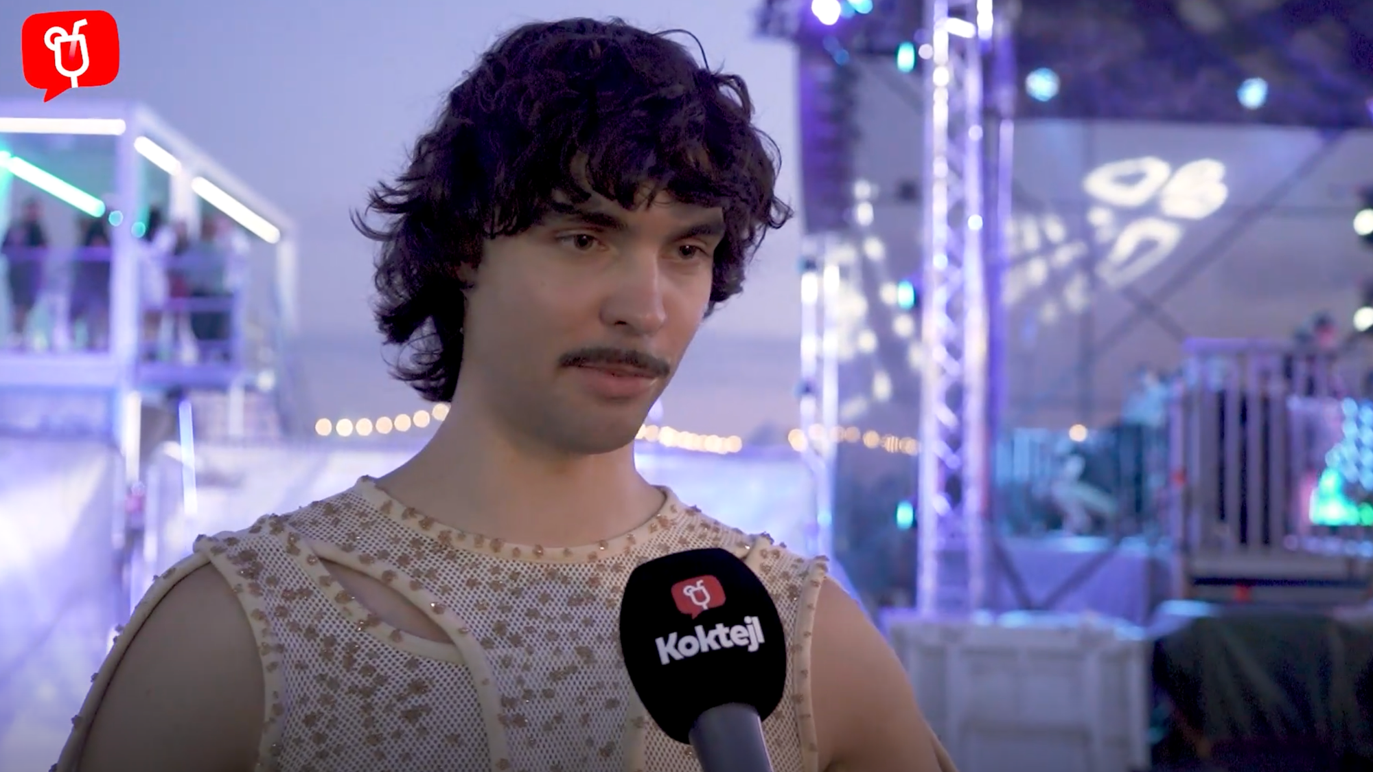 Spevák Adam Pavlovčin alias Adonxs.