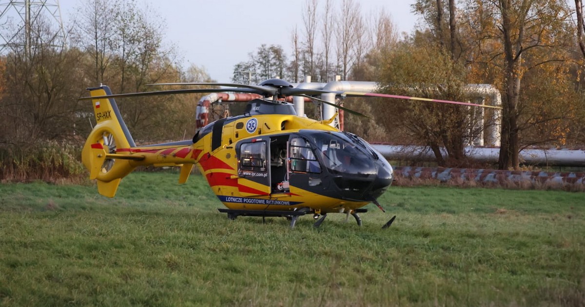 Dwulatek wpadł do przydomowego basenu. Dramatyczna reanimacja. W stanie ciężkiej hipotermii trafił do szpitala