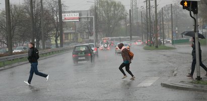 Groza w maju! Będą ulewy i tylko 10 stopni