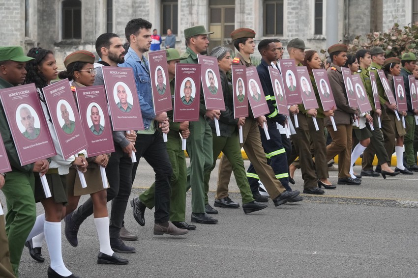 Protestni marš u Karakasu 16. januara zbog ubistva kubanskog osoblja u američkoj operaciji hvatanja Nikolasa Madura u Karakasu