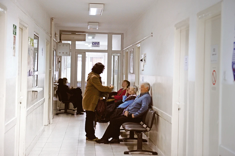 Lekari kažu da je teško reći da li je potrebno da se nose maske kao preventiva