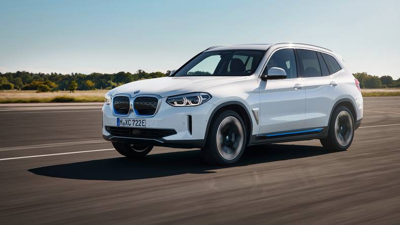 BMW iX3, czyli elektryczny SUV z „oscarowym” dźwiękiem