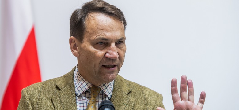 Radosław Sikorski stanowczo o naruszeniu przestrzeni powietrznej Polski. "Rosja kłamie"