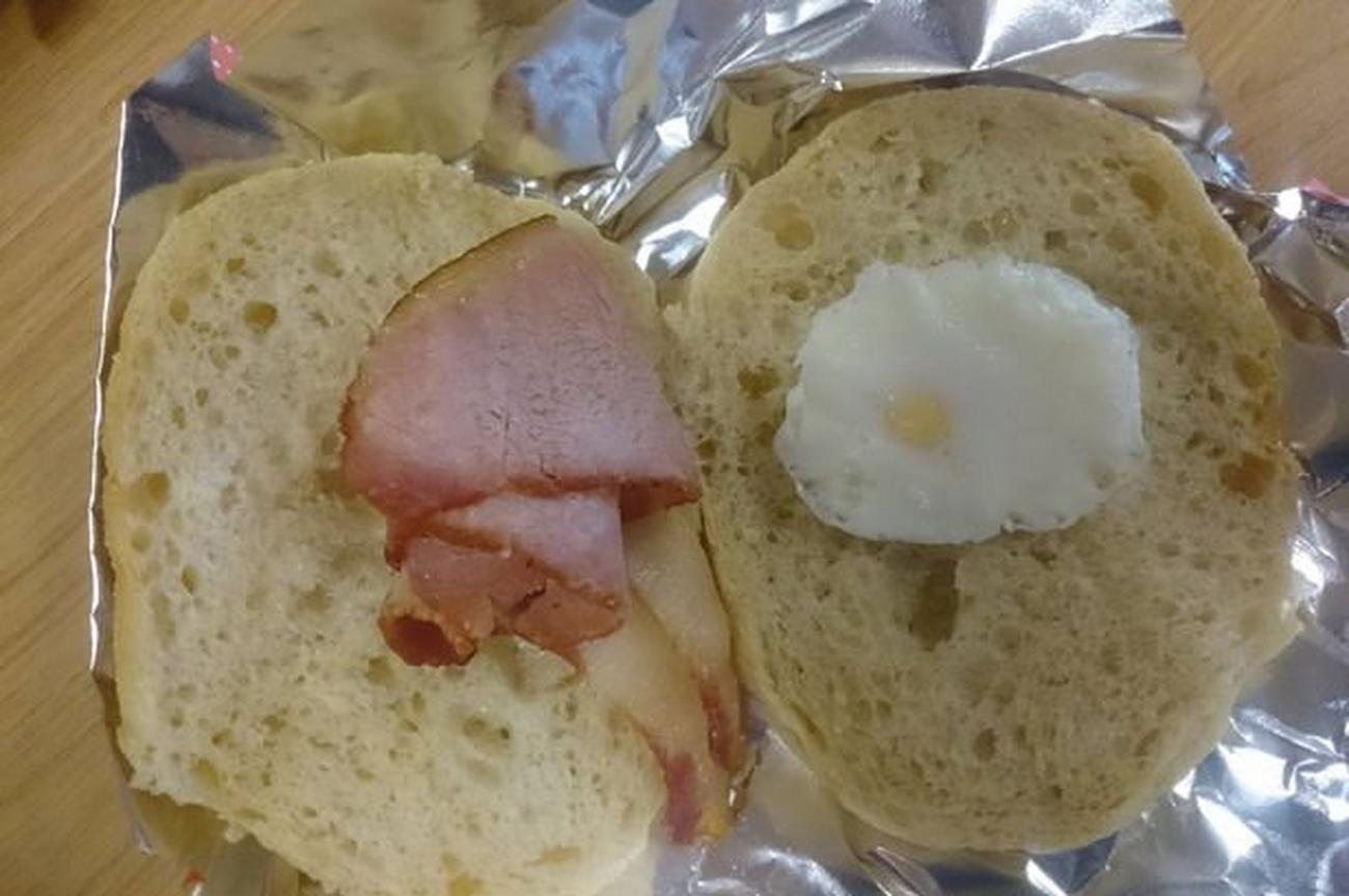 NAJGORI DORUČAK IKADA Najjadniji sendvič na svetu se zvanično prodaje na  Edinburškom aerodromu