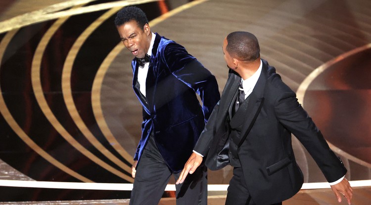 Will Smith parasztlengője az Oscar-gálán.