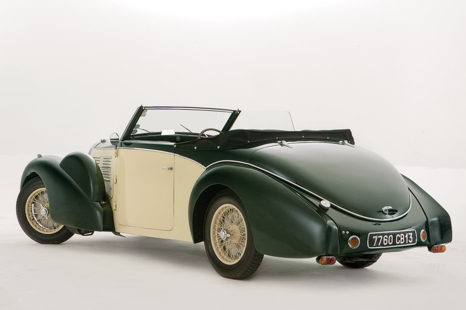 The car was displayed at the 1939 Geneva Motor show. It was also used by acclaimed racing driver Jean-Pierre Wimille as a factory demonstrator for prospective Bugatti clients.