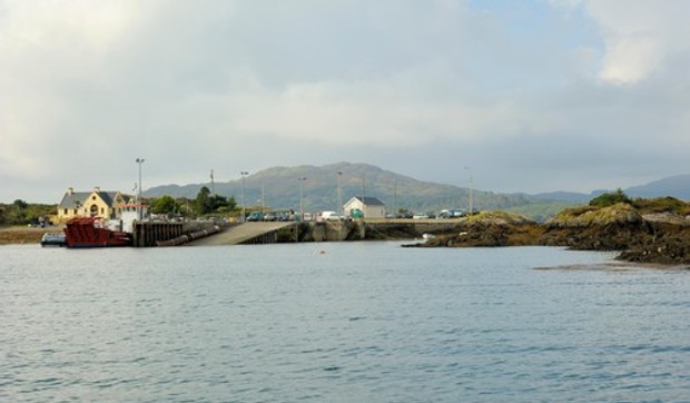 Bere Island Ferry Coming in to Bere Island