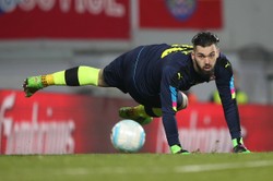 Piłkarze Sparty Praga za seksistowskie ukarani zesłaniem do... kobiecej drużyny