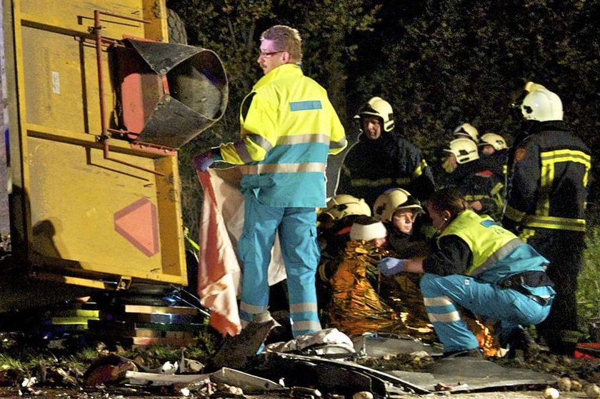 Wypadek polskiego busa w Holandii. 2 ofiary