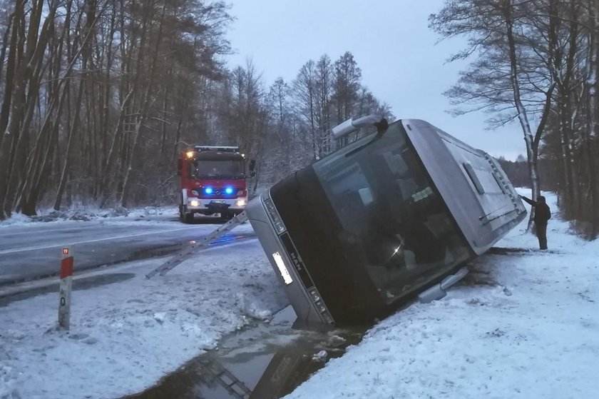 Tragiczny powrót do domu. Rodzice zginęli. Dzieci są ranne