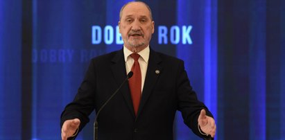 Macierewicz na wizji ujawnił, kiedy Amerykanie wkroczą do Polski