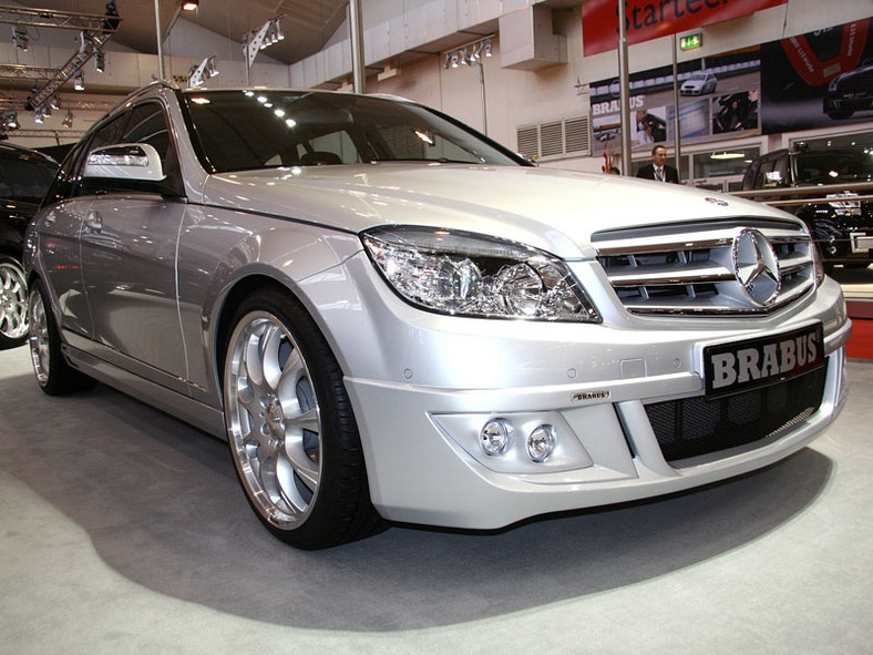 Essen Motor Show 2007: Spoilery, bajery, kilowaty (fotogaleria 4)