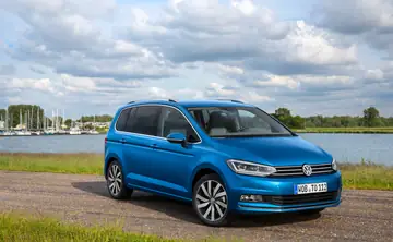 VOLKSWAGEN Touran Highline 1.4 TSI 150KM 110KW