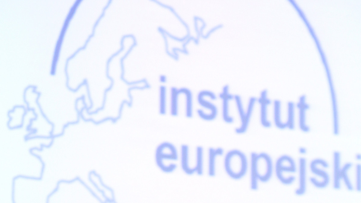 B. premier Leszek Miller zainaugurował działalność związanego z SLD Instytutu Europejskiego, który zajmie się problematyką unijną i przyszłością Europy. Instytut będzie prowadzić działalność edukacyjną, formułować analizy. Ma z nim współpracować m.in. Guenter Verheugen.