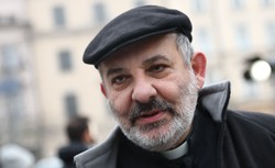 Ks. Isakowicz-Zaleski: Niech abp Głódź odda cały swój majątek