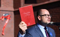 Adamowicz zapowiada pozew przeciwko 'kandydatowi Kaczyńskiego' na prezydenta Gdańska. Poszło o tramwaje