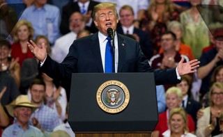 'Republikanie wierzą w rządy prawa, a nie w rządy motłochu'. Prezydent USA o zaprzysiężeniu B. Kavanaugh